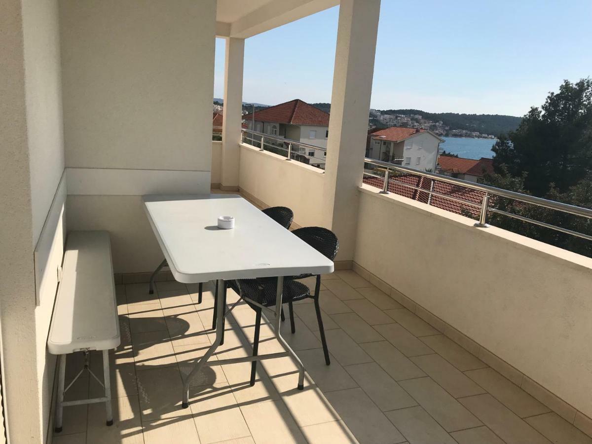 Apartments Filip Trogir Eksteriør bilde
