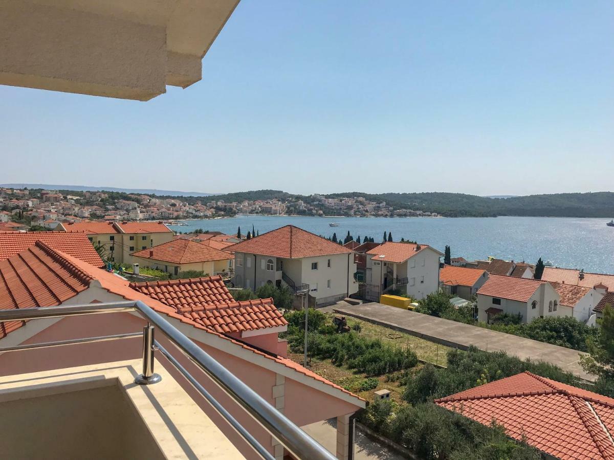Apartments Filip Trogir Eksteriør bilde