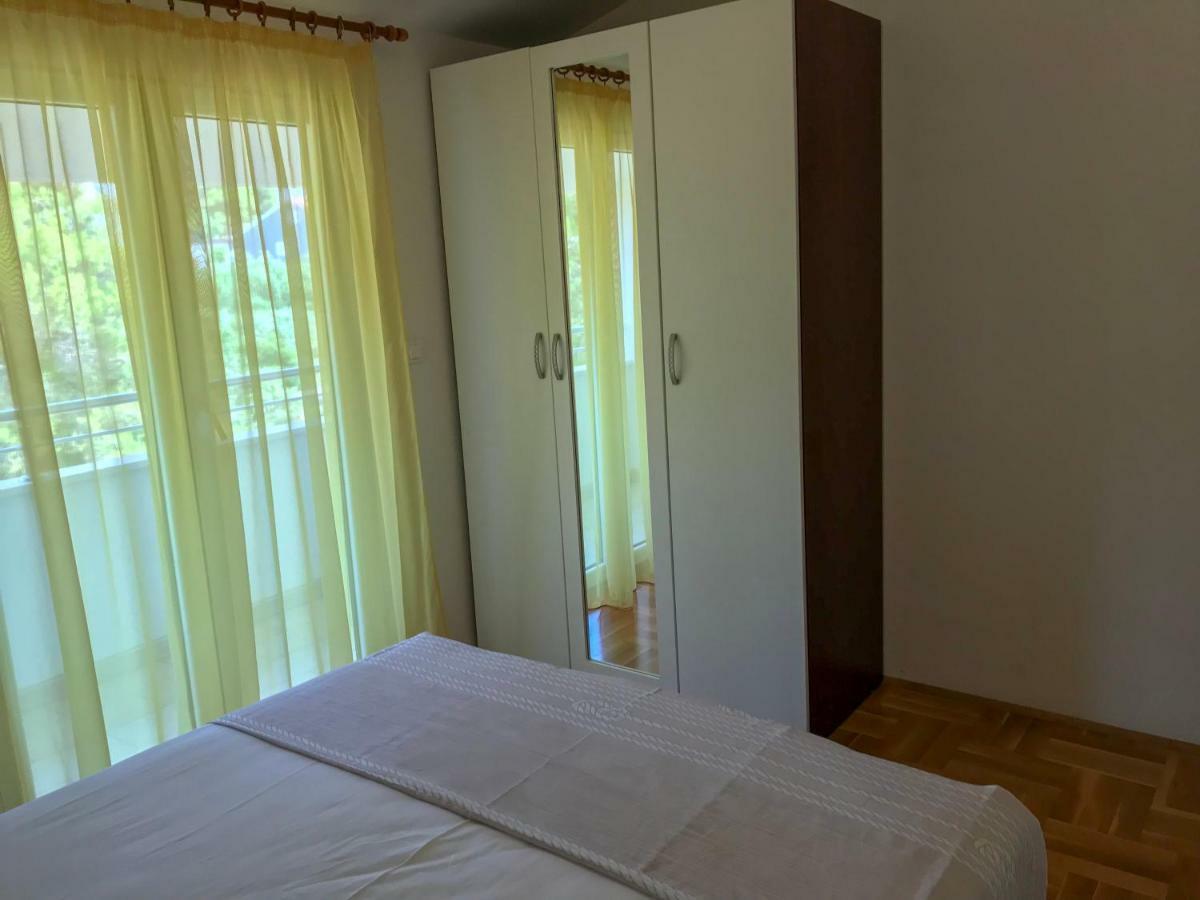 Apartments Filip Trogir Eksteriør bilde