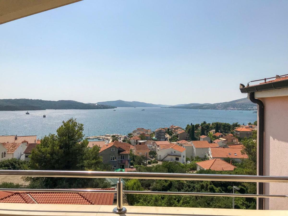 Apartments Filip Trogir Eksteriør bilde